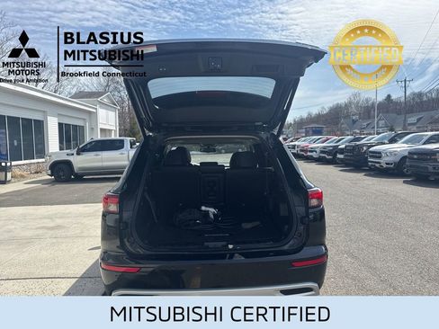 Used 2024 Mitsubishi Outlander 4WD Plug-In Hybrid image 8