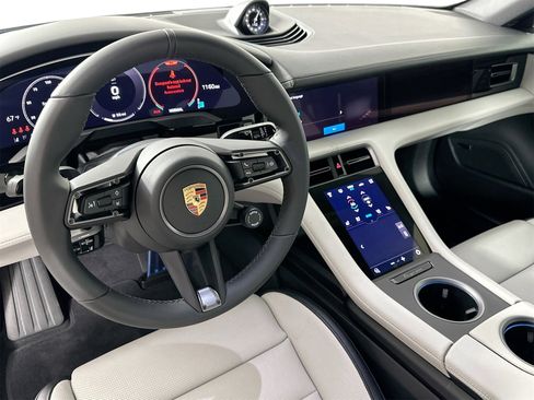 Certified 2025 Porsche Taycan image 4