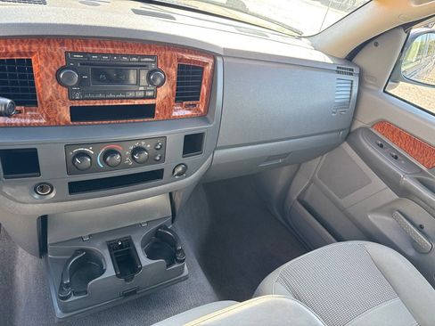 Used 2006 Dodge Ram 1500 Truck SLT w/ Quad Cab Big Horn Value Group image 13