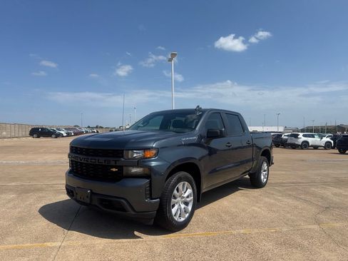 Used 2020 Chevrolet Silverado 1500 Custom w/ Custom Value Package RWD image 8