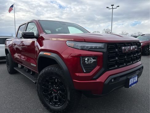 Certified 2026 GMC Canyon Elevation w/ Convenience Package image 2