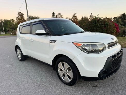 Used 2016 Kia Soul image 8