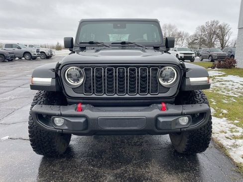 Used 2024 Jeep Wrangler Unlimited Rubicon image 6
