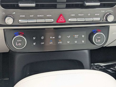 Used 2026 Hyundai Palisade Calligraphy FWD image 24