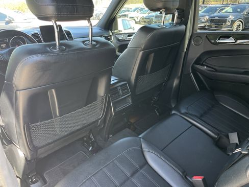 Used 2017 Mercedes-Benz GLS 450 4MATIC image 22