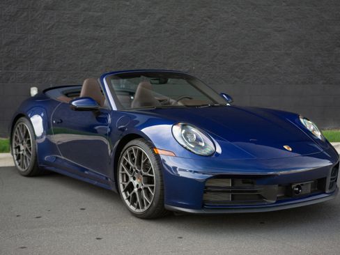 Certified 2025 Porsche 911 Carrera S image 10