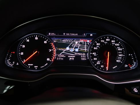 Used 2017 Audi Q7 3.0T Premium AWD/4WD image 26