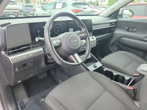 Used 2024 Hyundai Kona SEL w/ Convenience Package FWD image 15