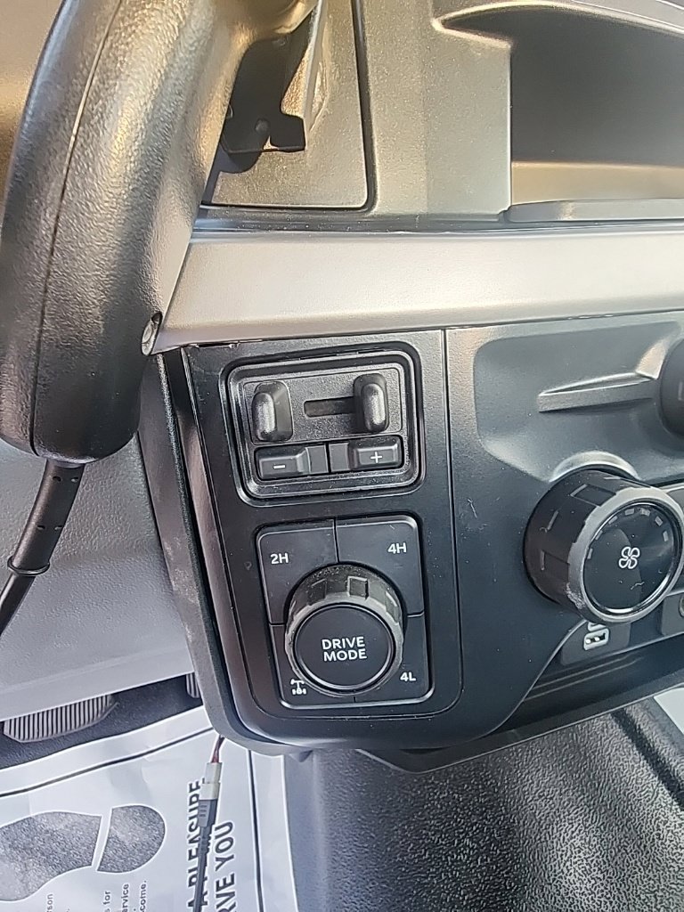 Used 2023 Ford F250 XL w/ Snow Plow Prep Package AWD/4WD image 17