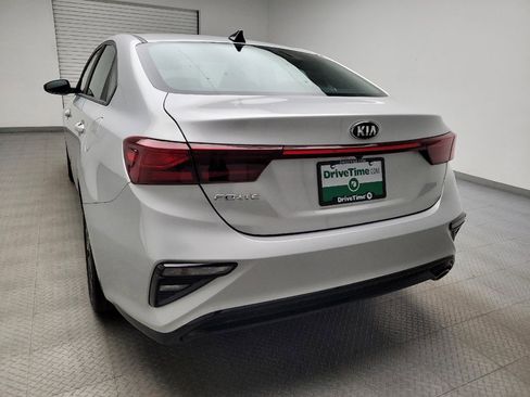 Used 2021 Kia Forte LXS FWD image 6