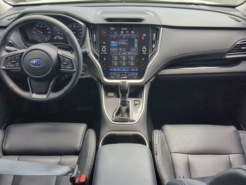 Used 2025 Subaru Outback Touring AWD/4WD image 14