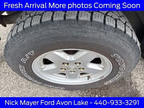 Used 2007 Jeep Liberty Sport image 16