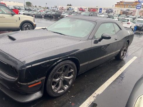 Used 2019 Dodge Challenger GT image 4