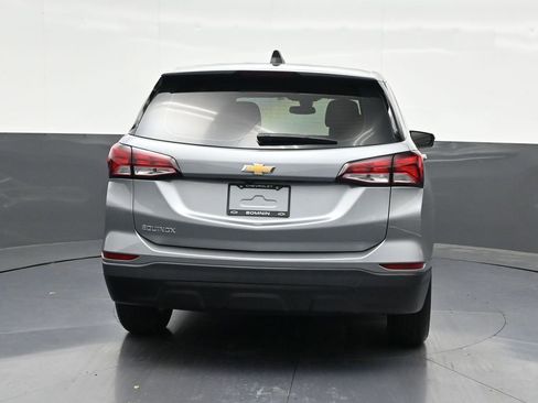Used 2024 Chevrolet Equinox LS FWD image 4