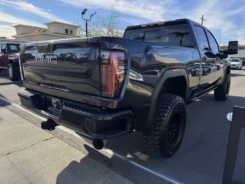 Used 2024 GMC Sierra 2500 AT4 w/ AT4 Premium Plus Package image 7