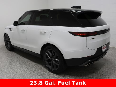 Used 2024 Land Rover Range Rover Sport SE image 9