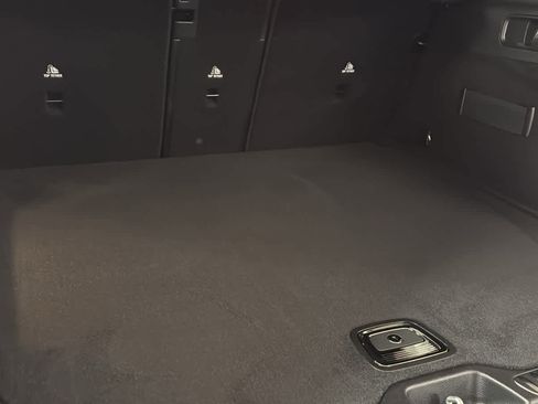 New 2026 Mercedes-Benz GLC 300 4MATIC image 31