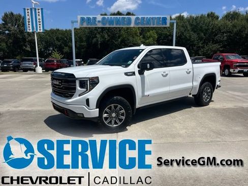Used 2026 GMC Sierra 1500 AT4 AWD/4WD image 1