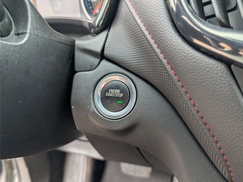 Used 2024 Chevrolet Equinox RS w/ RS Leather Package image 21