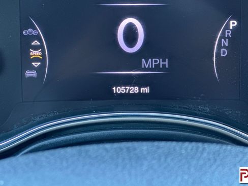 Used 2017 Jeep Grand Cherokee Overland image 31