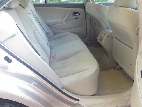 Used 2008 Toyota Camry LE FWD image 14