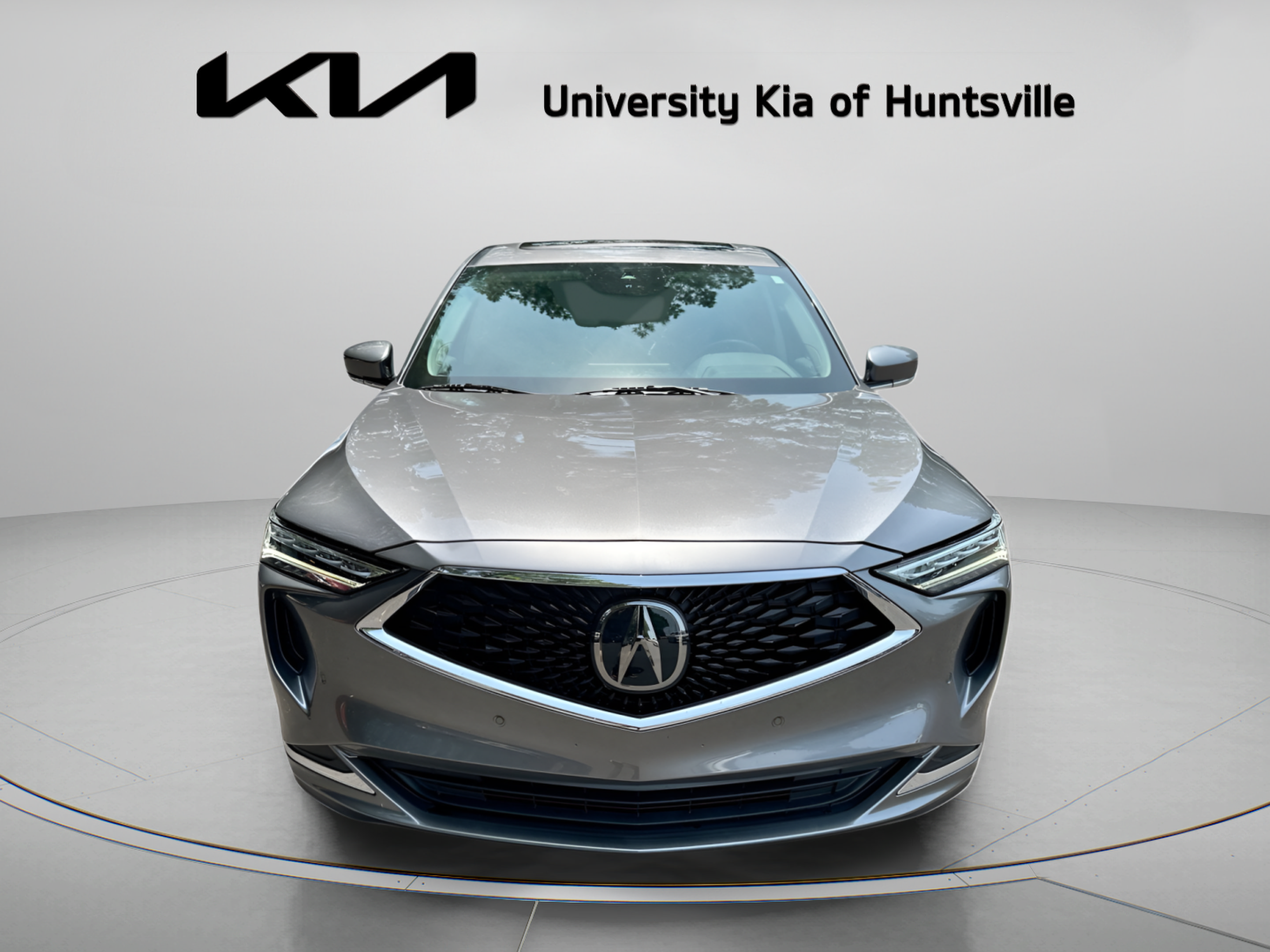Used 2023 Acura MDX w/ Technology Package FWD image 3