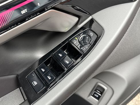 Used 2026 BMW M5 image 15