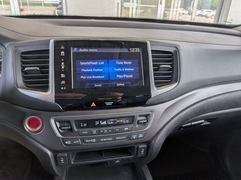 Used 2018 Honda Pilot EX-L image 12