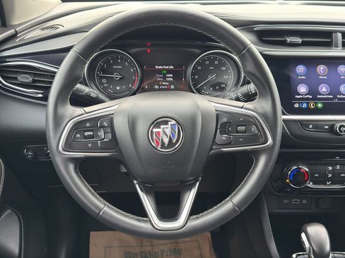 Used 2022 Buick Encore GX Preferred w/ Cold Weather Comfort Package AWD/4WD image 28