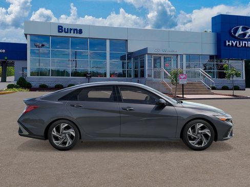 New 2026 Hyundai Elantra SEL Sport Premium FWD image 7