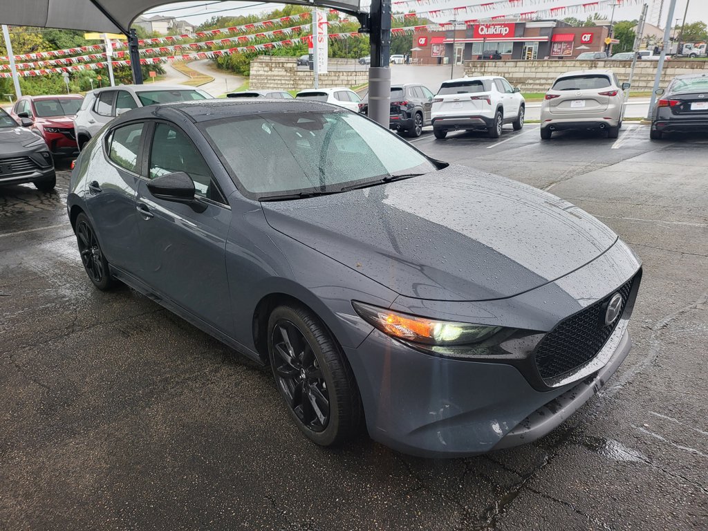 Used 2026 MAZDA MAZDA3 Carbon AWD/4WD image 2