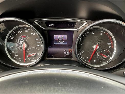 Used 2019 Mercedes-Benz GLA 250 4MATIC image 13