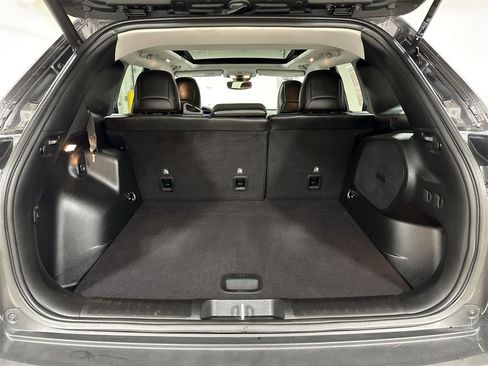 Used 2021 Jeep Cherokee Latitude Lux w/ Sun & Sound Group image 24