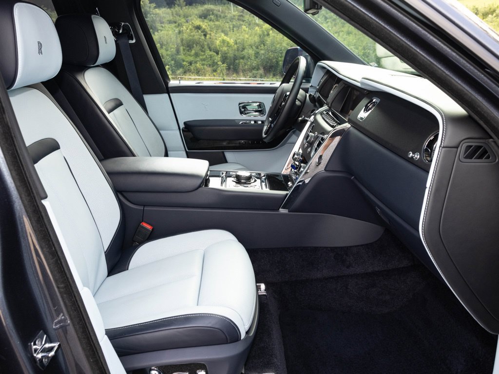 Used 2022 Rolls-Royce Cullinan w/ Cullinan Package AWD/4WD image 83