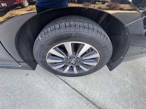 Used 2020 Toyota Sienna Limited Premium w/ Carpet Mat Package image 30