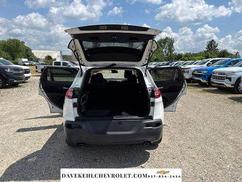 Used 2014 Jeep Cherokee Latitude FWD image 34