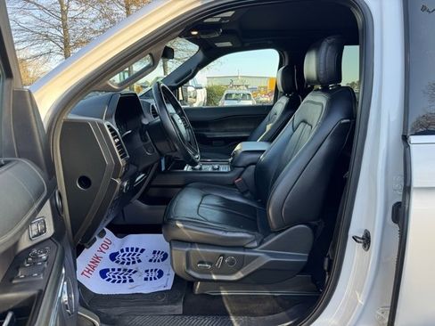 Used 2018 Ford Expedition Limited w/ Equipment Group 301A image 16
