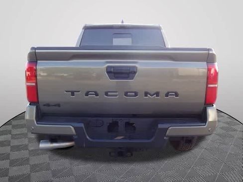 Used 2025 Toyota Tacoma TRD Off-Road w/ TRD Off Road Upgrade Package AWD/4WD image 3