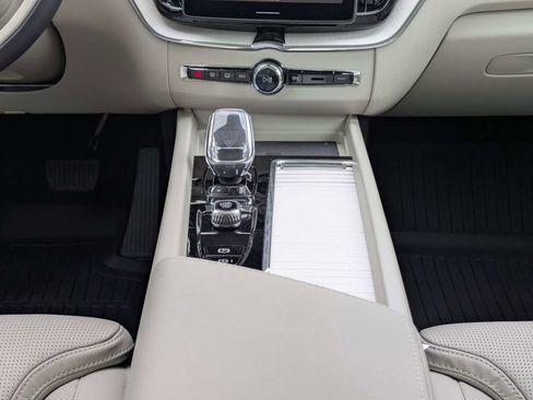 New 2026 Volvo XC60 B5 Ultra w/ Protection Package Premier AWD/4WD image 23