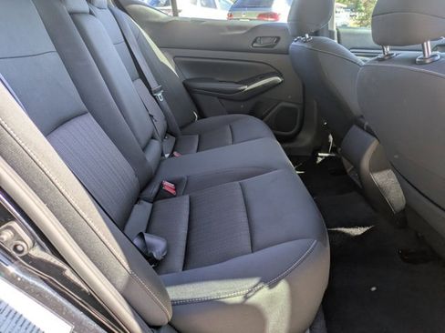 Used 2024 Nissan Altima 2.5 SV image 23