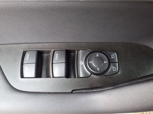Used 2025 Chevrolet Blazer LT AWD/4WD image 11