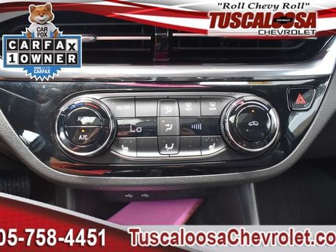Certified 2025 Buick Envista Sport Touring w/ Convenience I Package FWD image 36