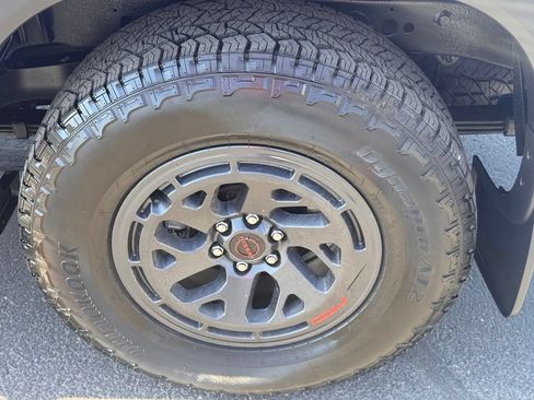 Used 2026 Nissan Frontier PRO-4X w/ Pro Premium Package AWD/4WD image 11