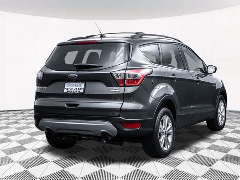 Used 2017 Ford Escape SE FWD image 12