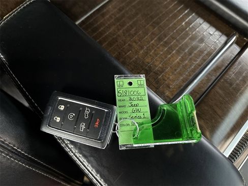 Used 2022 Jeep Grand Wagoneer Series I w/ Rear Seat Video Group 1 image 31