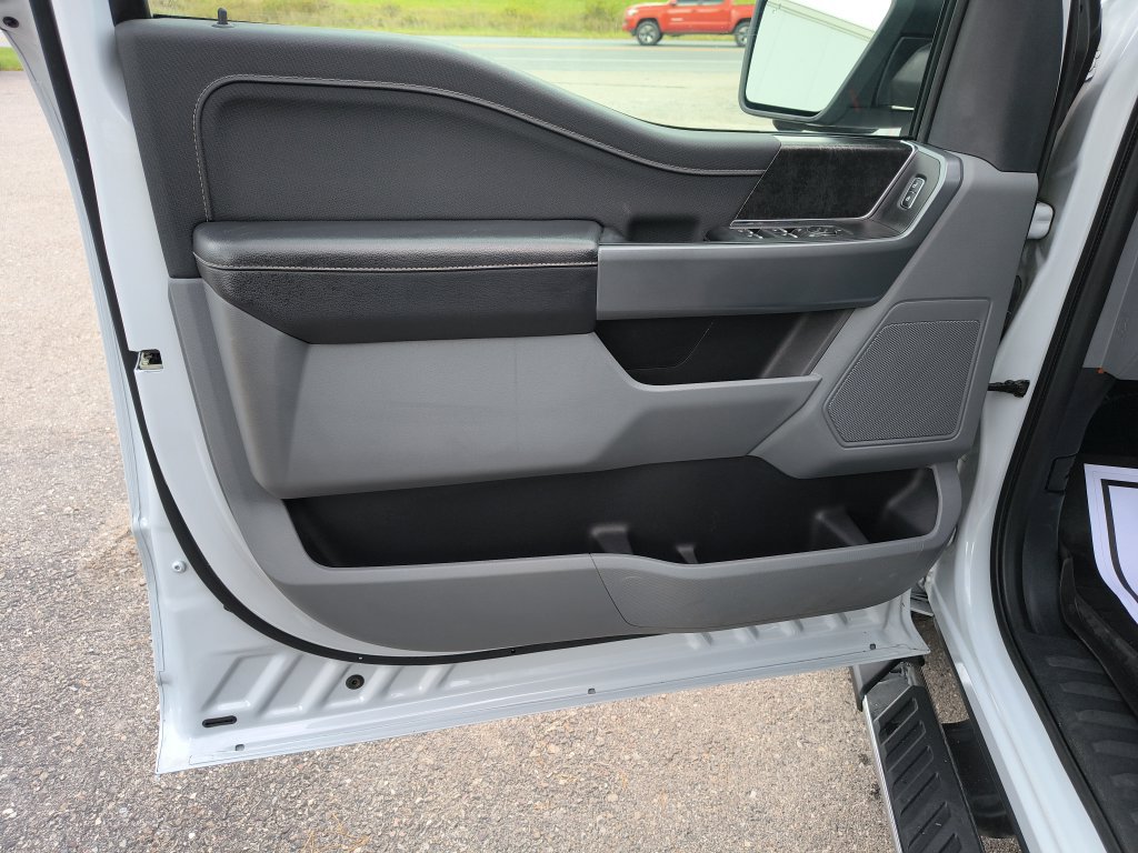Used 2021 Ford F150 XLT w/ Equipment Group 302A High AWD/4WD image 10