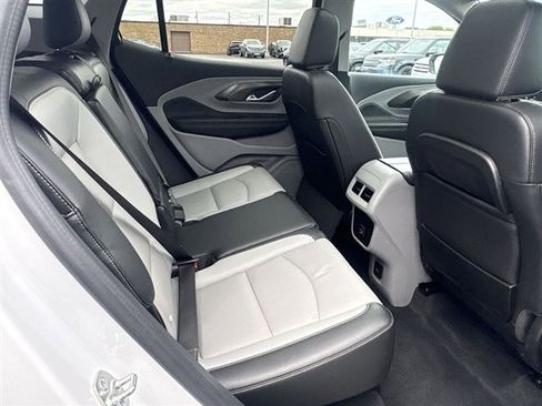Used 2024 GMC Terrain SLT w/ Infotainment Package II AWD/4WD image 27