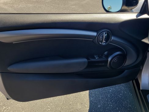 Used 2022 MINI Cooper S image 12