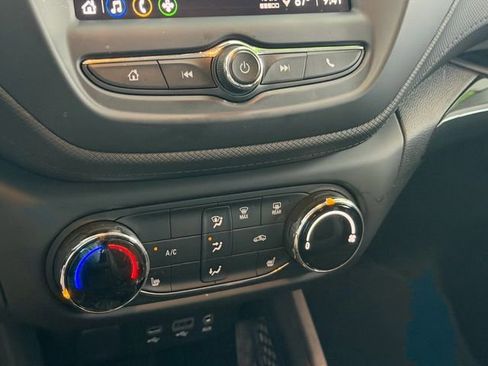 Used 2023 Chevrolet TrailBlazer LT FWD image 20