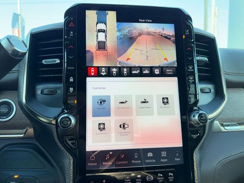 Used 2026 RAM 2500 Limited image 17